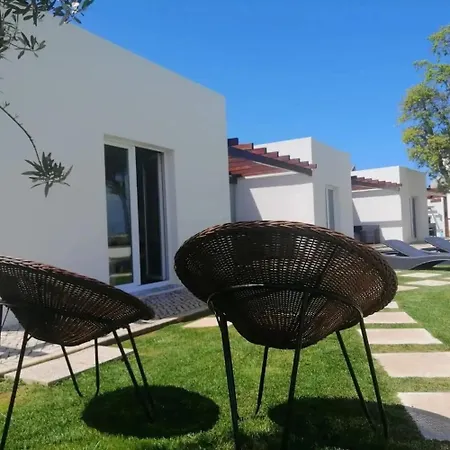 Casa de Férias Charming House Atalaia + Pool