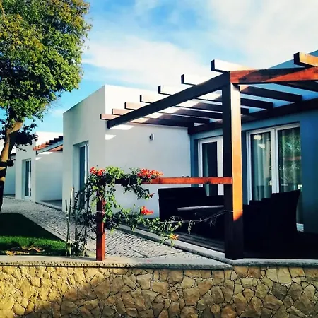 Casa de Férias Charming House Atalaia + Pool