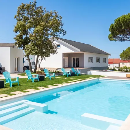 Charming House Atalaia + Pool Casa vacanze Lourinhã