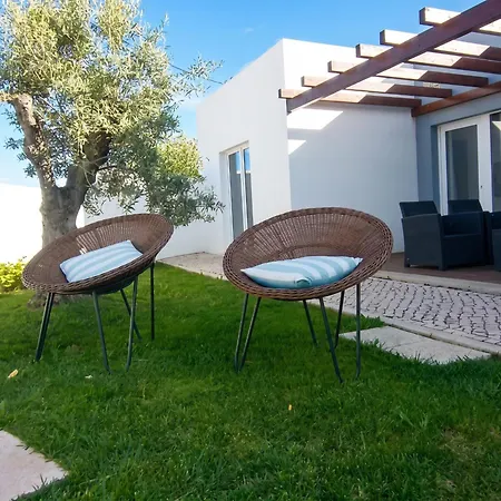 Casa vacanze Charming House Atalaia + Pool